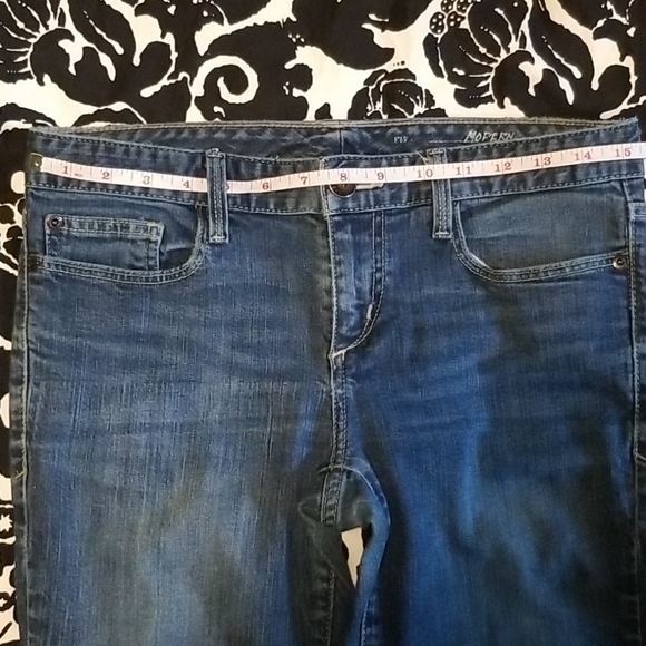 Modern Skinny Jeans - Picture 7 of 8